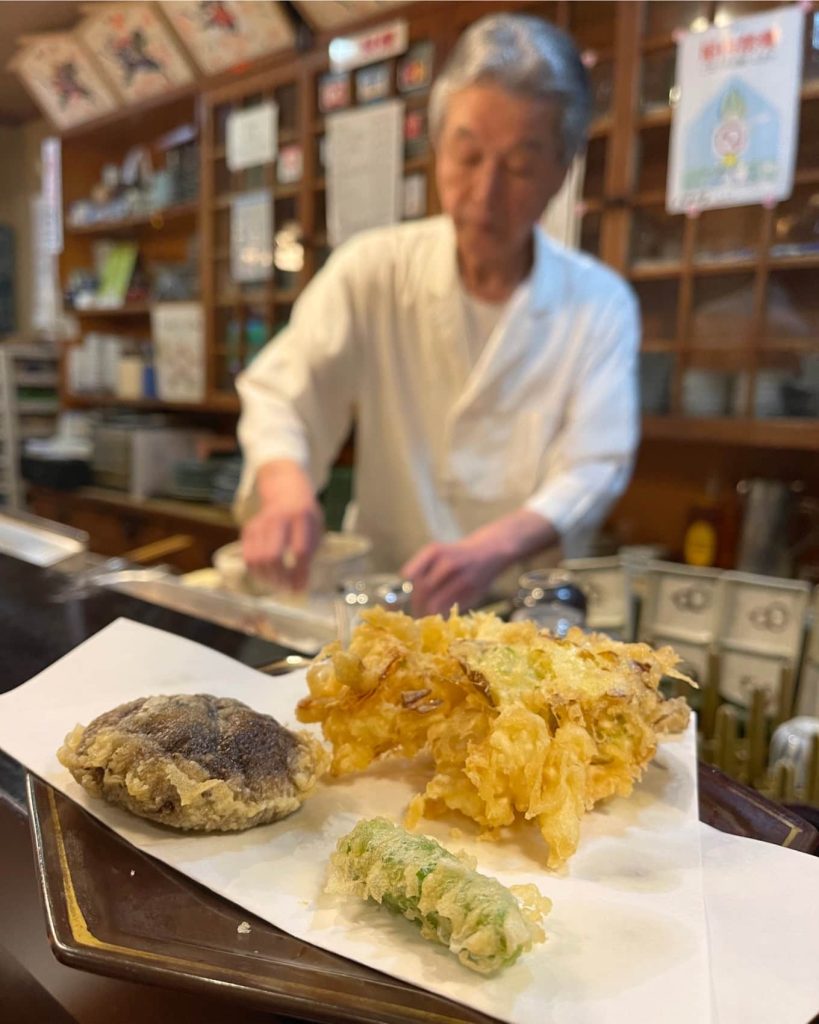 omakase tempura una de las 10 cosas que comer en Japón