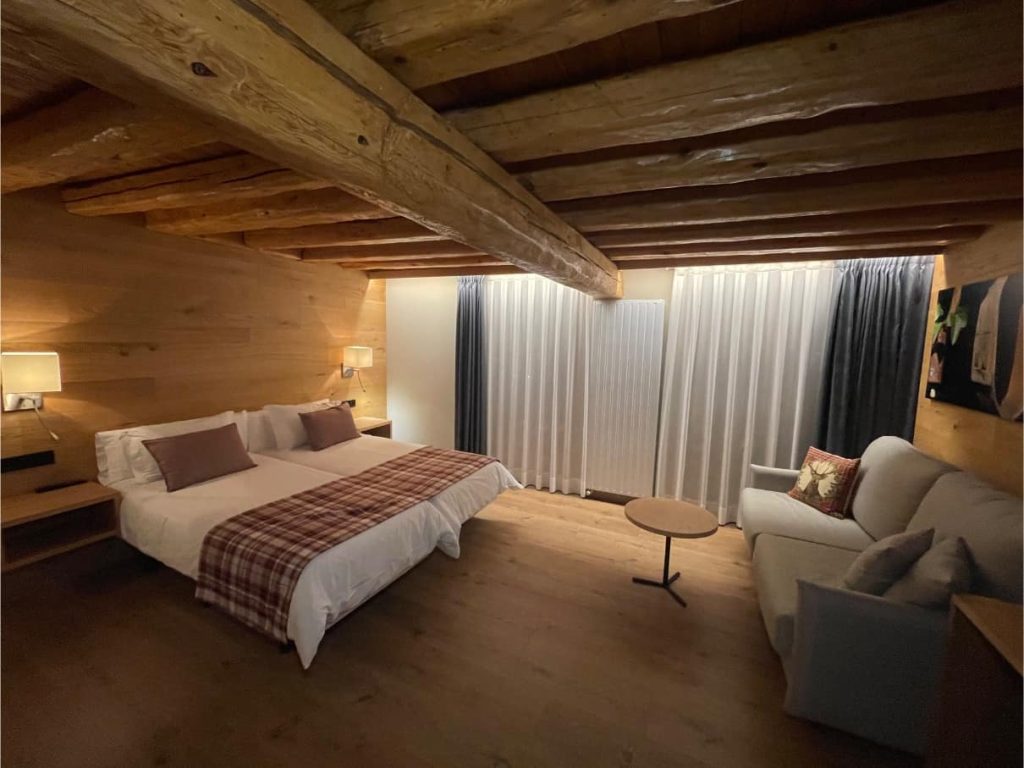 Hotal Roya en Espot comarca Pallars Sobirà